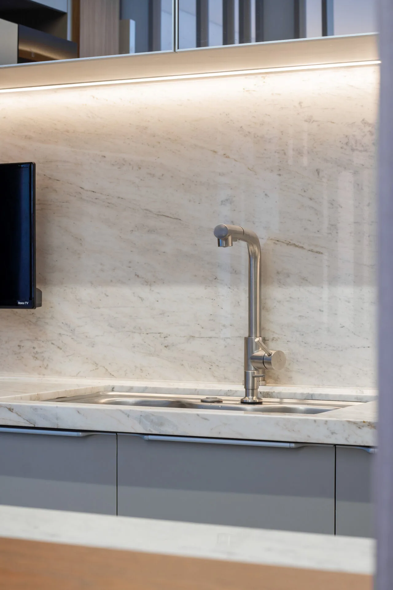 Backsplash com Iluminação Embutida