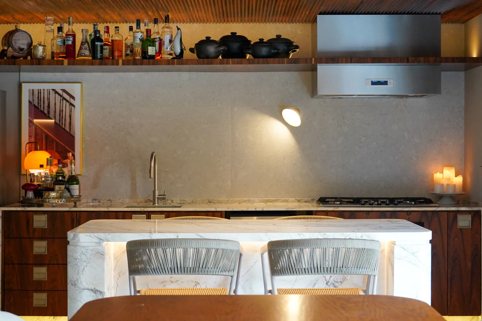 Cozinha Gourmet com Backsplash — Celana
